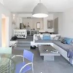 Villa Serifos Beachfront *