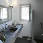 Villa Serifos Beachfront Ganema