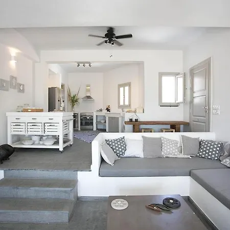 Serifos Beachfront * Ganema