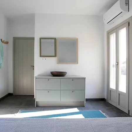 Serifos Beachfront Villa *