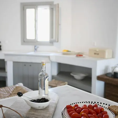 Villa Serifos Beachfront Ganema