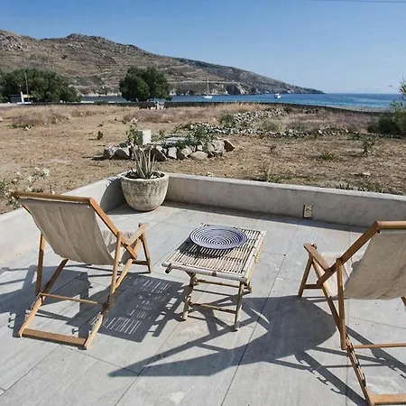 Villa Serifos Beachfront Ganema