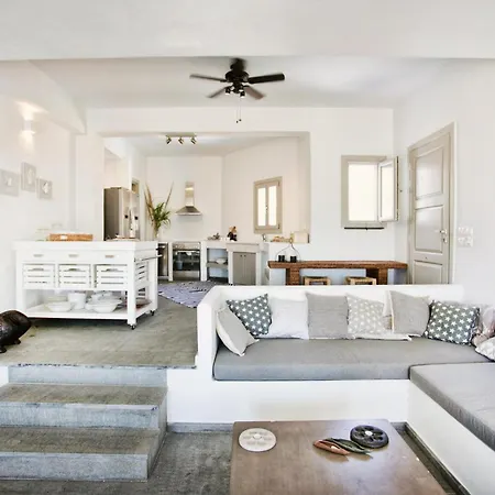 Serifos Beachfront Villa *