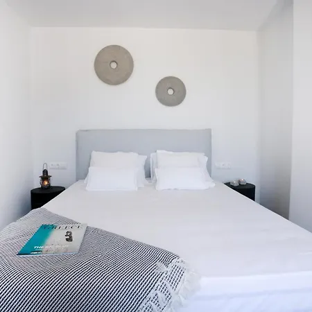 Serifos Beachfront Ganema