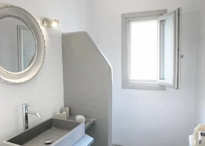 Villa Serifos Beachfront