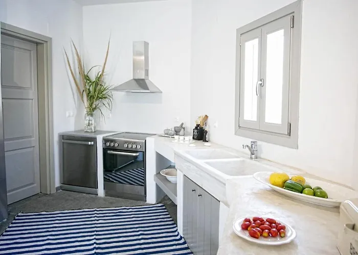 Serifos Beachfront Ganema