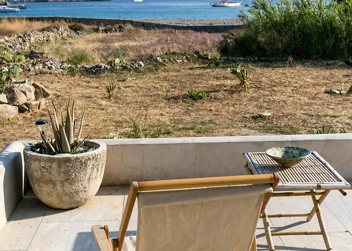 Serifos Beachfront Villa *